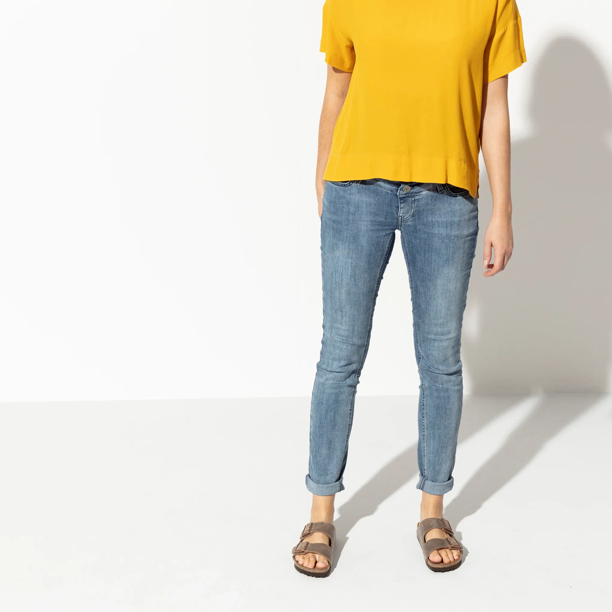 Arizona Oiled Leather in Tabacco Brown (Classic Footbed - Suede Lined) - Image 4