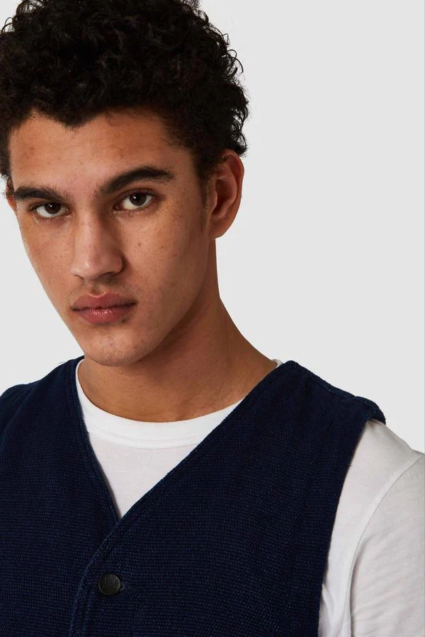 Reo Vest in Indigo Panama - Image 5