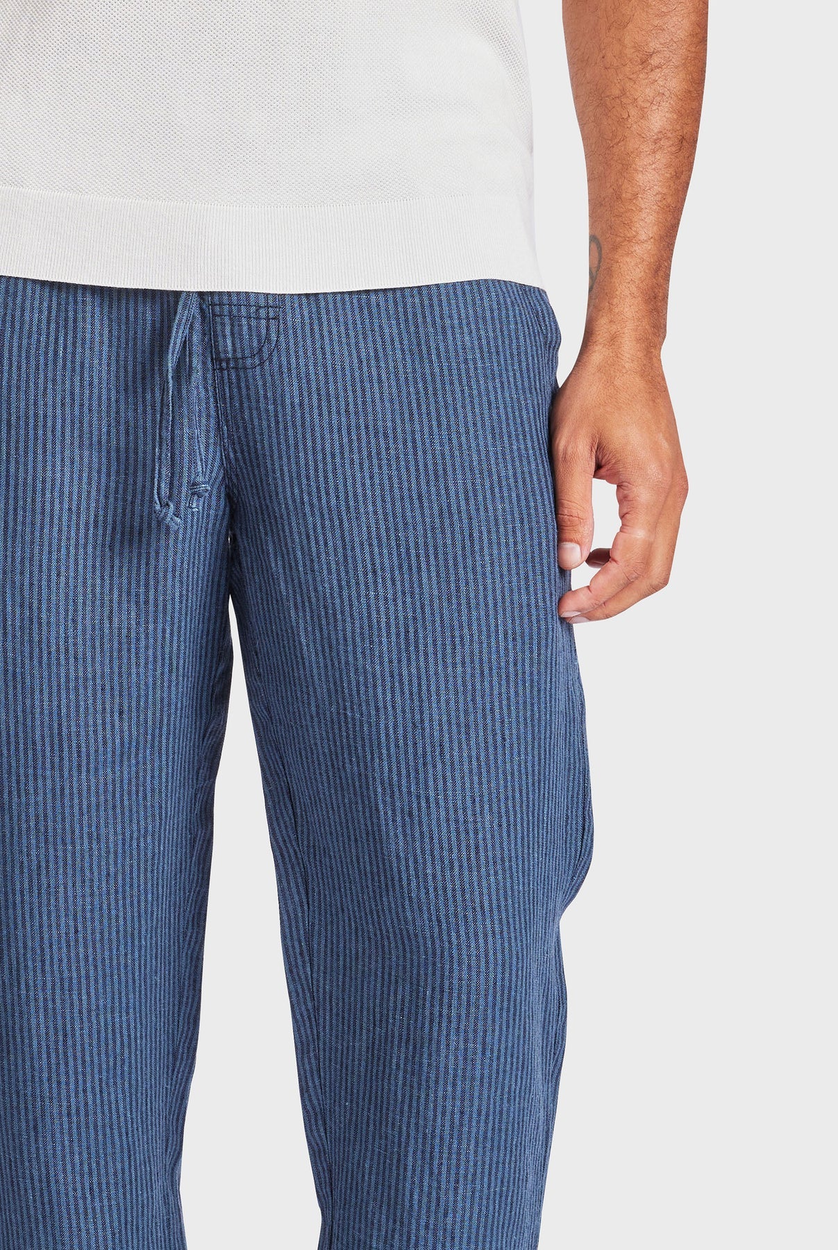 Riviera Linen Pant in Bluegrass/Navy - Image 3