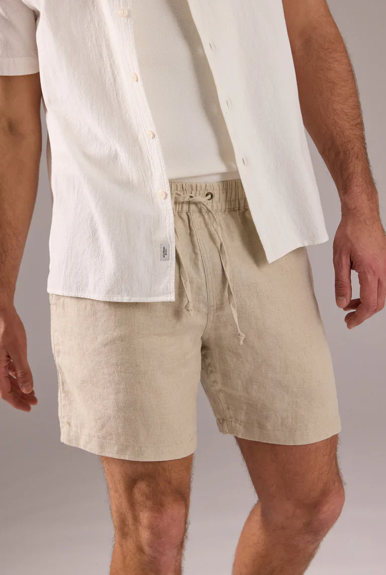 Riviera Linen Short in Oatmeal - Image 6