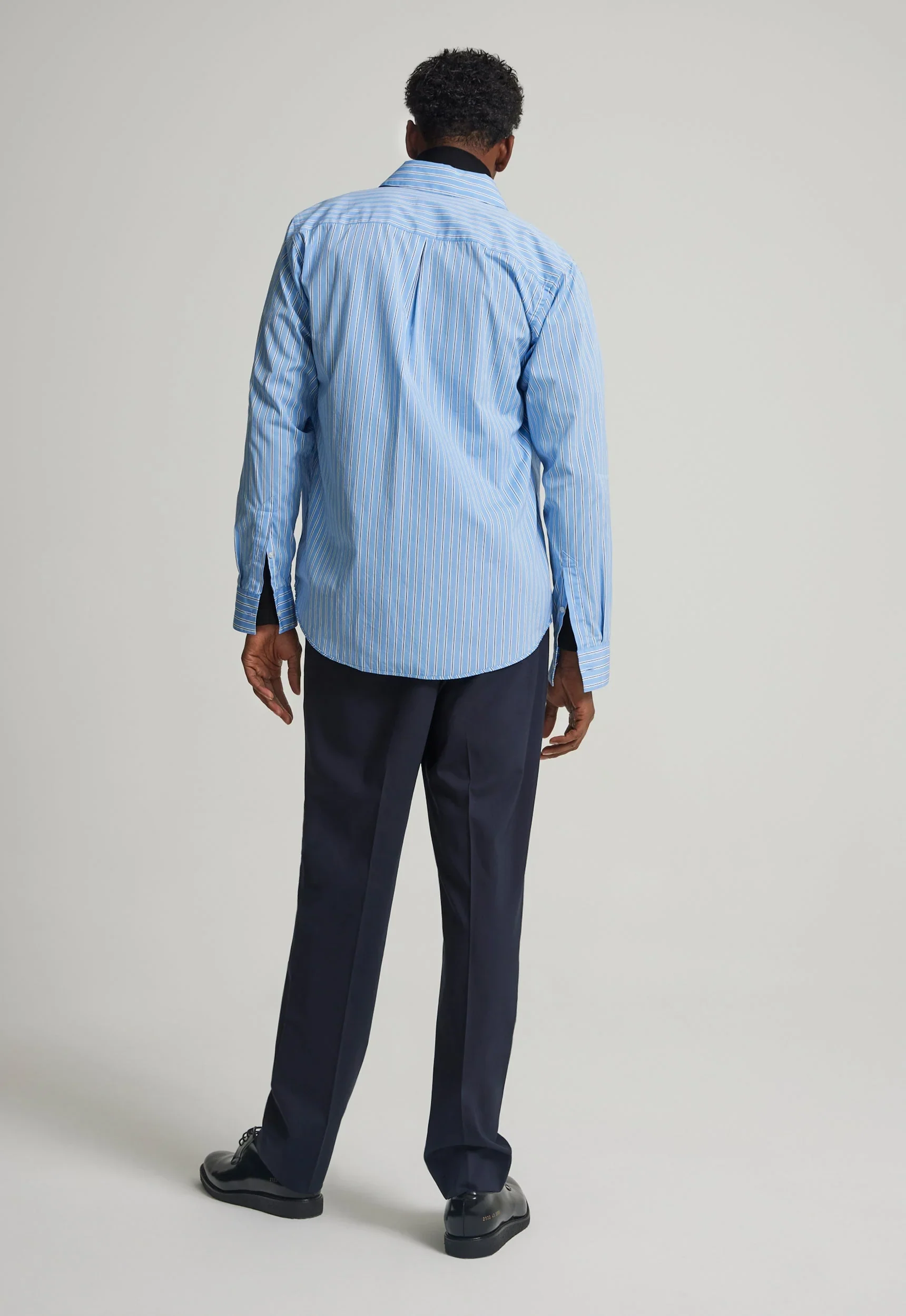 Wilhelm Shirt in Blue/Navy/Stripe - Image 5